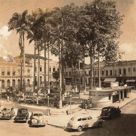 294918_208620332593370_955798727_n