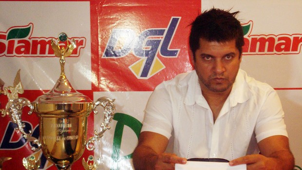 20120828_-_america_sandro_goiano_3