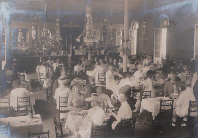 547659_588003151218081_1497584799_n