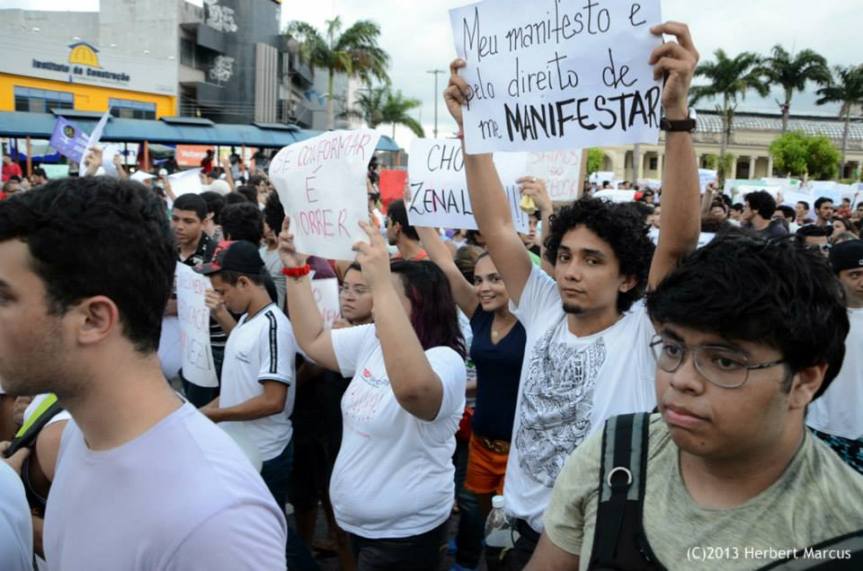 1013681_623924564287226_498561046_n