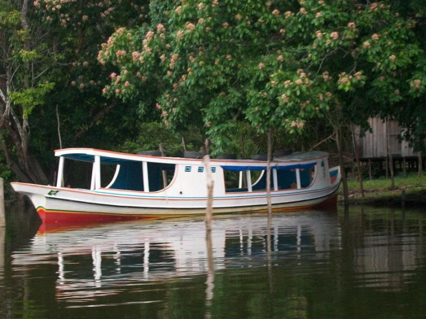 600180_252632064845645_1743856554_n