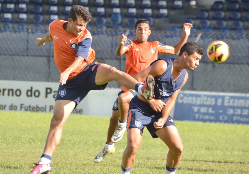 Remo Jayme,Gabriel e Alex no fundo-Mario Quadros