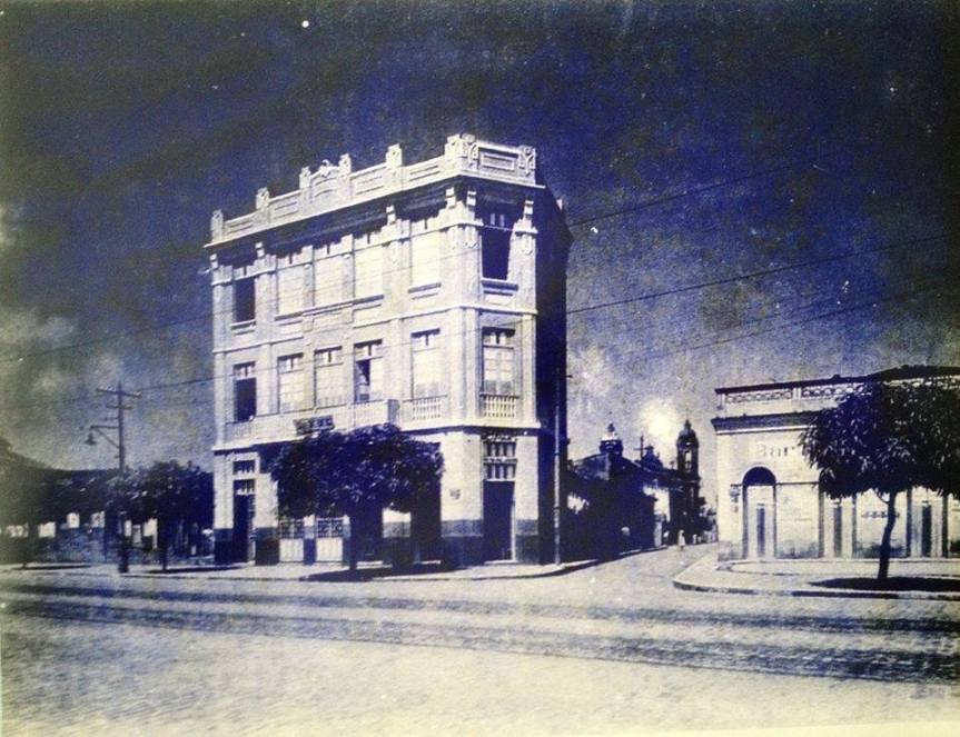 1385247_425378067584261_170305735_n