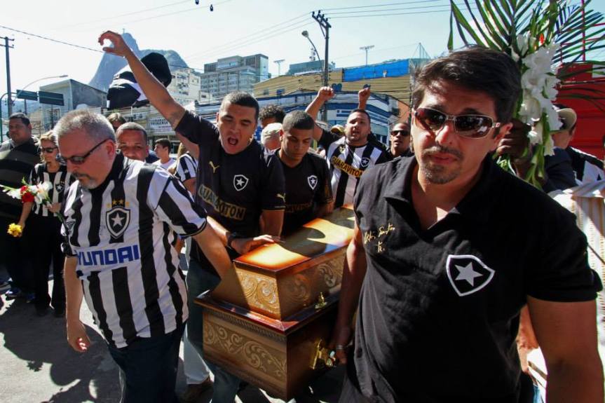 1472027_561499620596967_1077585486_n