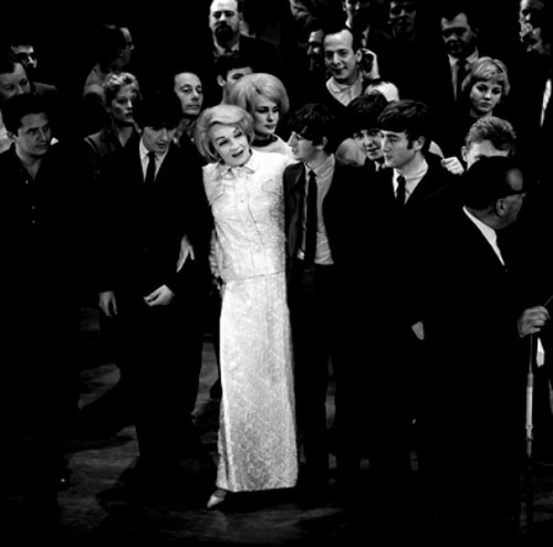 41_38-alt-beatles marlene dietrich