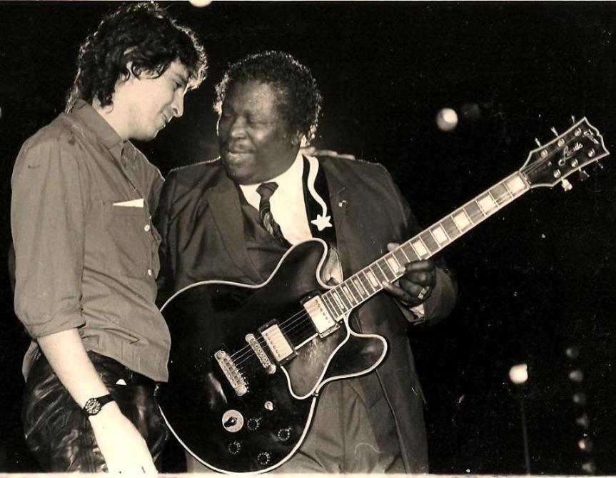 1468750_606278326093259_884721480_n