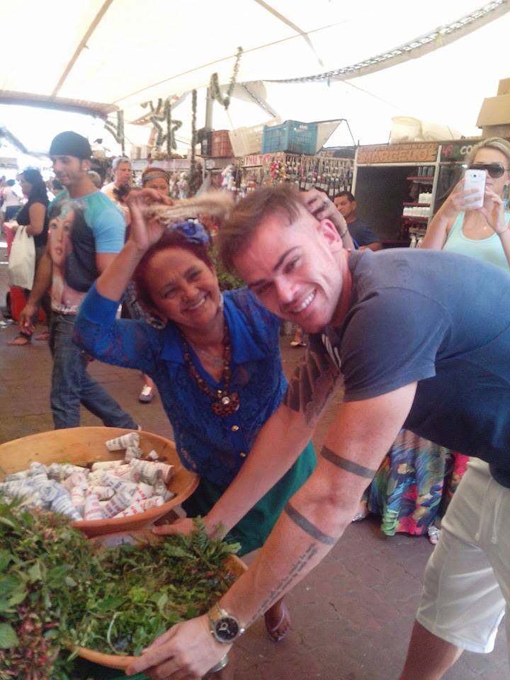 1558436_676074725747314_261675041_n