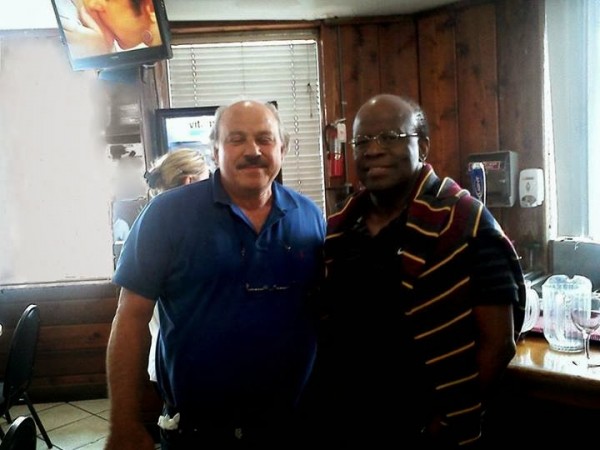 1474580_10202595918006052_767410806_n-600x450