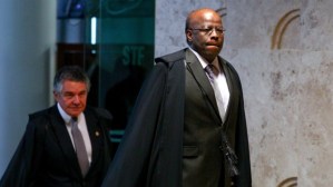 Marco-Aurélio-e-Joaquim-Barbosa-e1394236130222