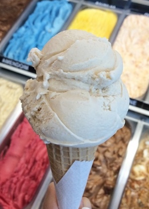 sorveteria-cairu-em-belem-foi-eleita-a-melhor-do-brasil-1411506134612_300x420