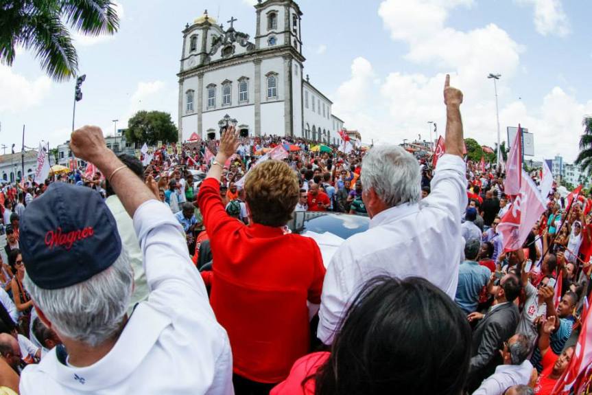 10153111_761467357240191_6607081027678037247_n