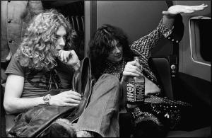 jimmy-page-and-robert-plant-1975