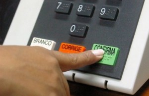 urna-eletronica-460-e1380195139180