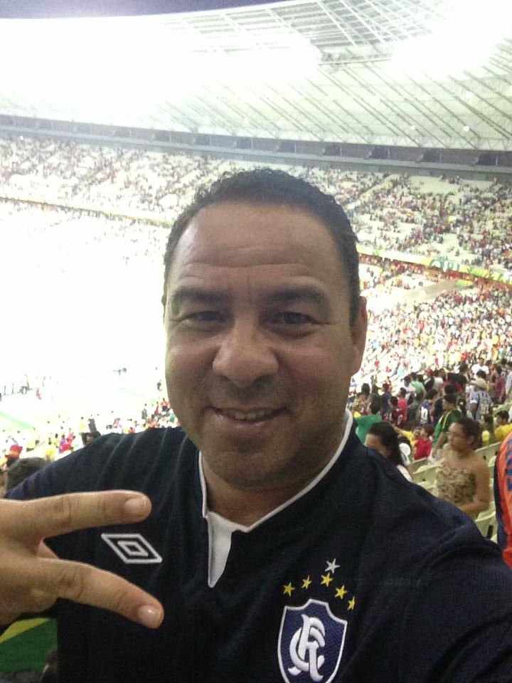 382479_323580637772512_1757031542_n