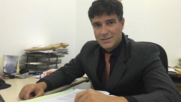 b00ee323-3fb0-425a-b9cf-f0d7984c59b6