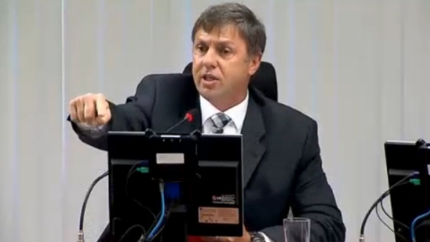 622_7f773e08-51ce-3382-88b1-fb33b9b958a7