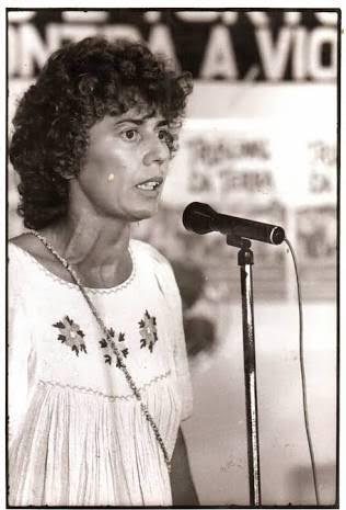 1db926da-394e-43f3-b8ee-4a56a9d902bd