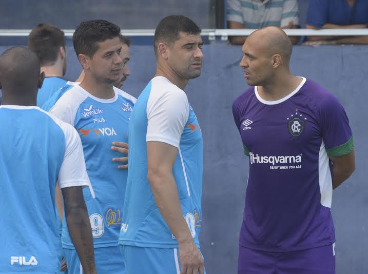 2e264dae-31c2-43ba-9338-2361dbffec4b