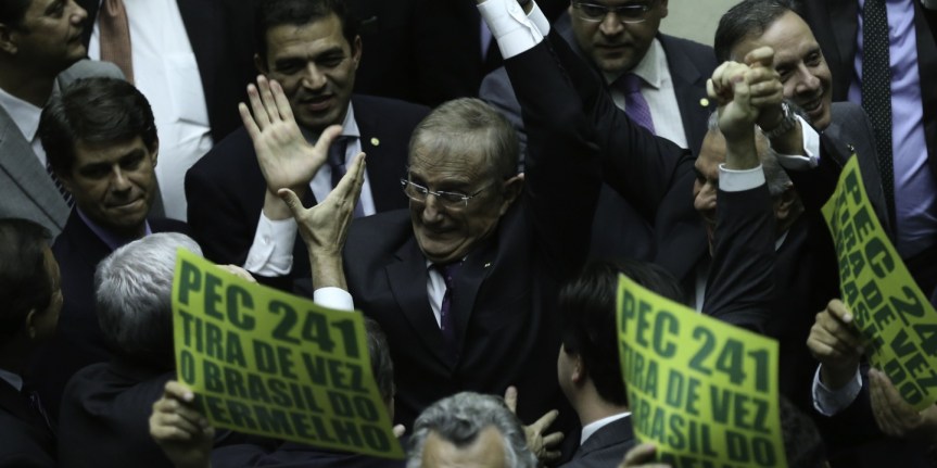 1049459-pzzb2189-article-header