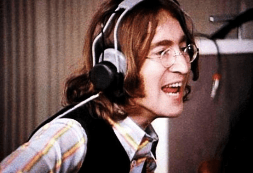 rwflbkf-beatles-john-lennon-1968