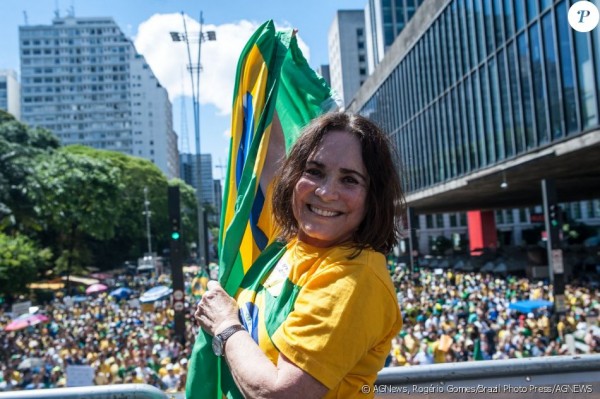 regina-duarte-na-paulista-600x399