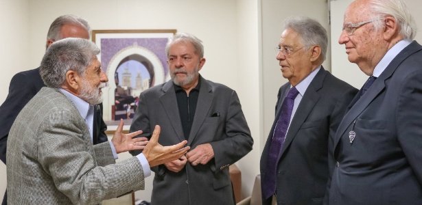 da-esquerda-para-a-direita-o-ex-ministro-das-relacoes-exteriores-e-da-defesa-nas-gestoes-lula-e-dilma-celso-amorim-lula-fhc-e-o-ex-secretario-de-direitos-humanos-e-ex-ministro-da-justica-de-fhc-jose-1