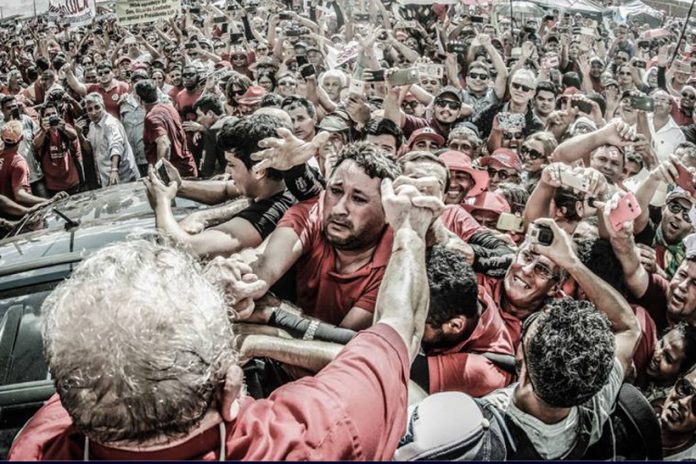 Ricardo-Stuckert-Lula-696x464