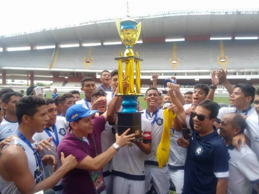 19598831_1489522661068459_8595587065365281140_n