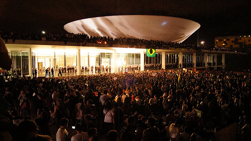 protesto_congresso_leo_djorus