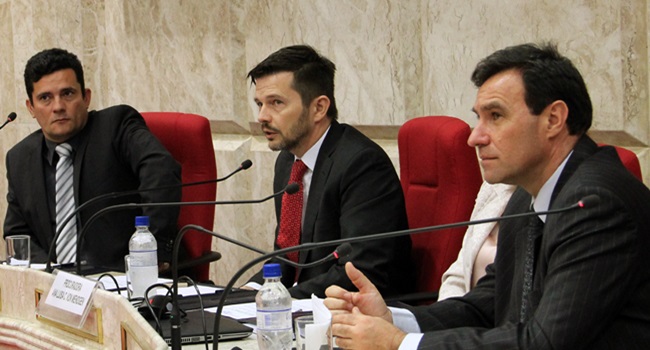 bola-quadrada-de-sergio-moro-trf-4