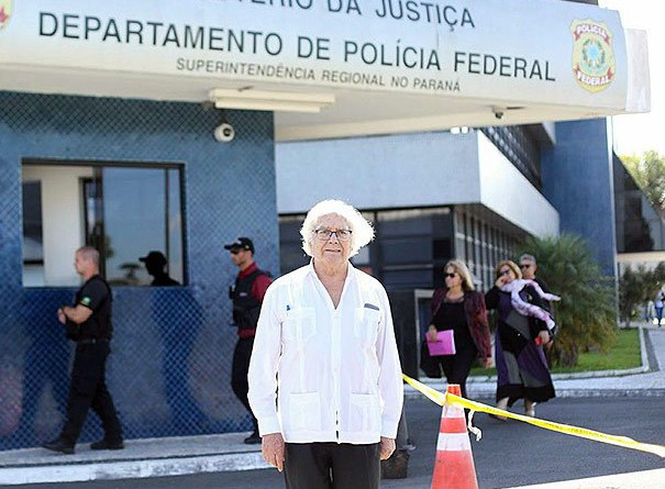 Adolfo-Perez-Esquivel-barrado-na-Polícia-Federal