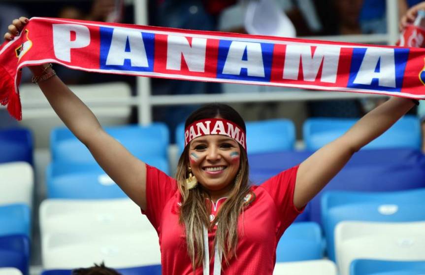 FBL-WC-2018-MATCH30-ENG-PAN-FANS