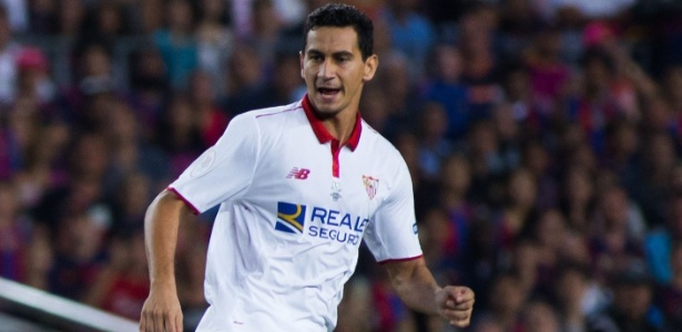 paulo-henrique-ganso-em-acao-com-a-camisa-do-barcelona-1472651155167_615x300