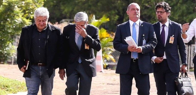 Socio-disparos-whatsapp