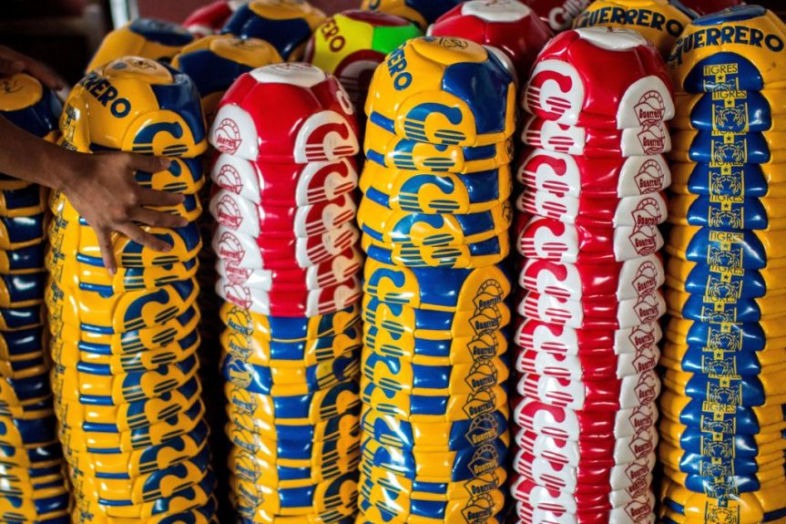 FBL-MEXICO-FOOTBALLS