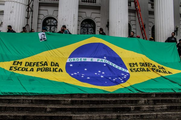 bandeira-do-brasil-600x400