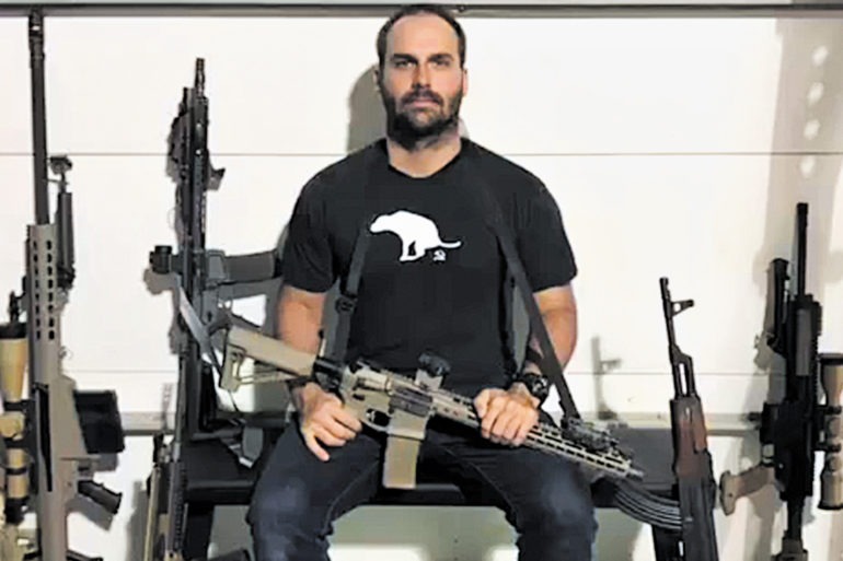 eduardo-bolsonaro-armas-eua-47.png-770x513