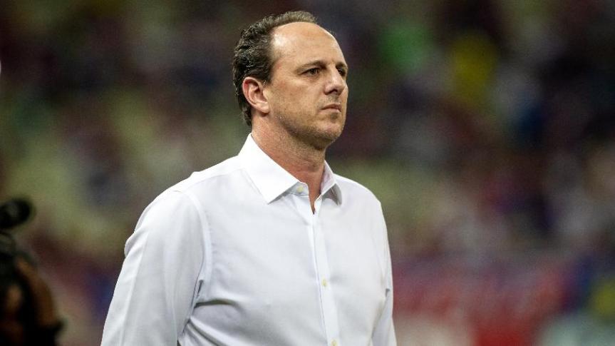 rogerio-ceni-pensativo-1556063575480_v2_900x506