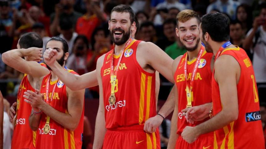 marc-gasol-celebra-titulo-mundial-de-basquete-ao-lado-de-companheiros-1568561078582_v2_900x506